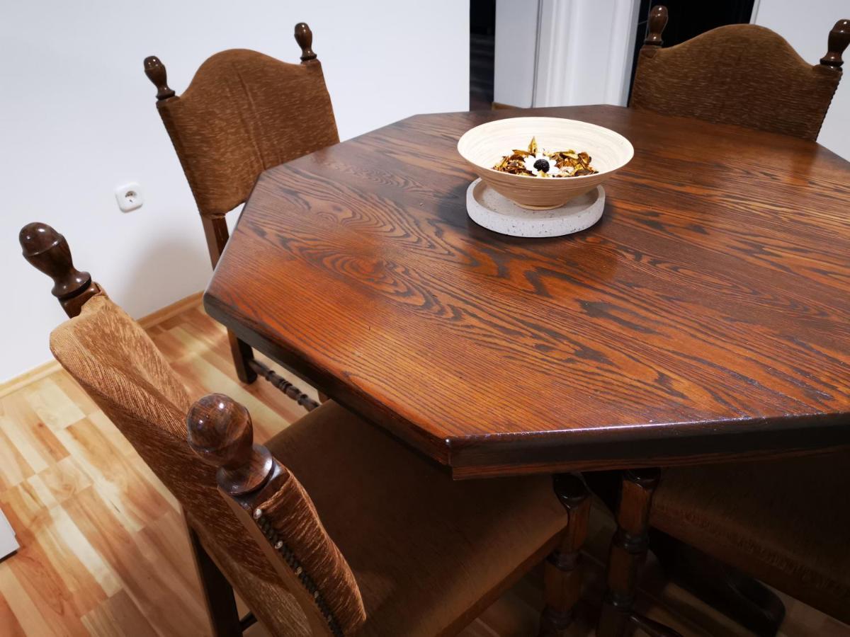 Mate Apartman Gyula Exteriör bild