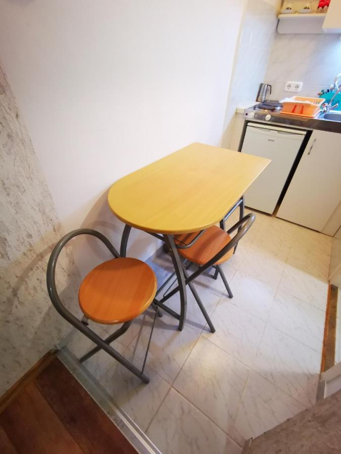 Mate Apartman Gyula Exteriör bild