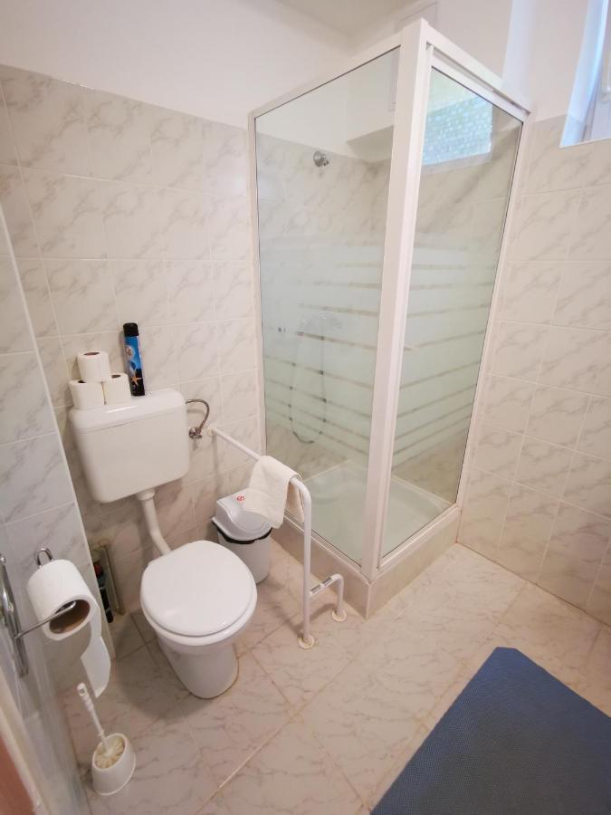 Mate Apartman Gyula Exteriör bild
