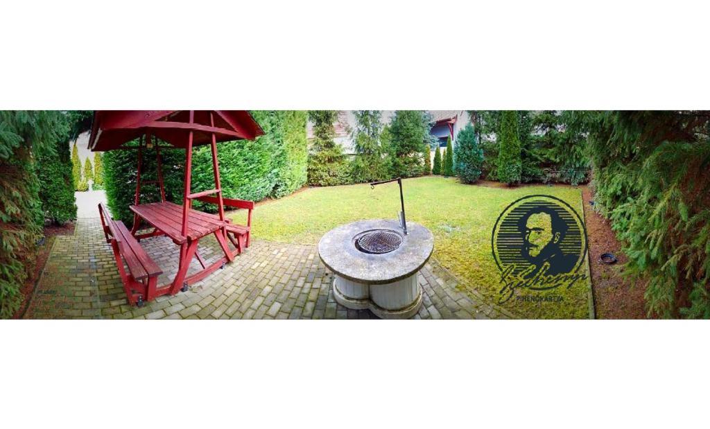 Mate Apartman Gyula Exteriör bild